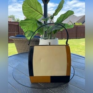 Elegant Cream and Tan Handbag